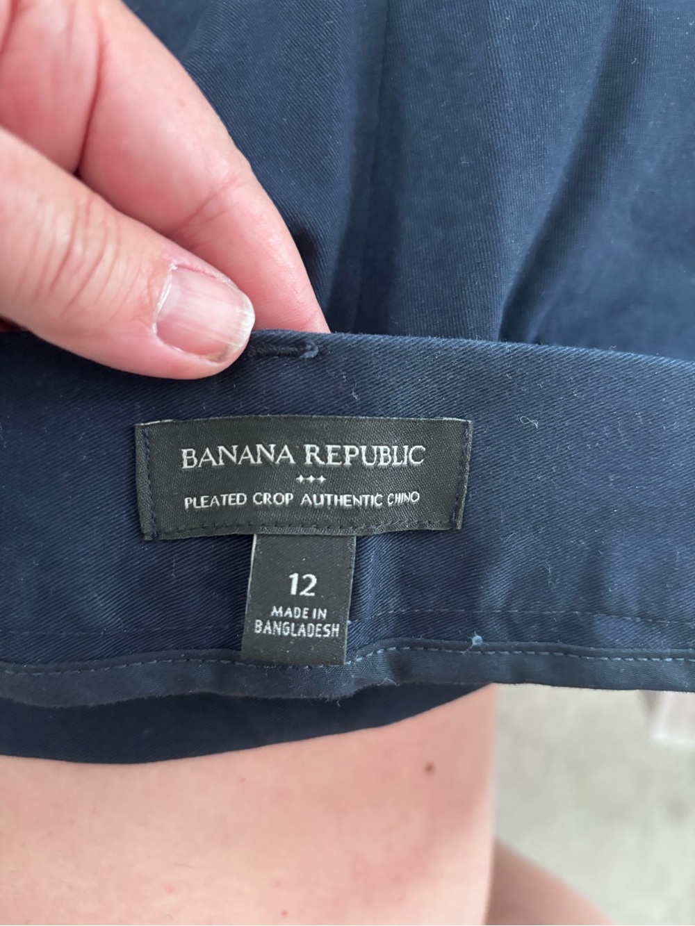Banana Republic Navy Pleated Crop Chino Shorts